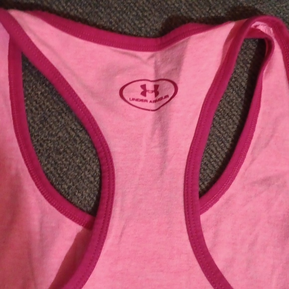 🤠Under Armour Pink Heatgear Loose Tank Top Size YLG - Picture 5 of 5